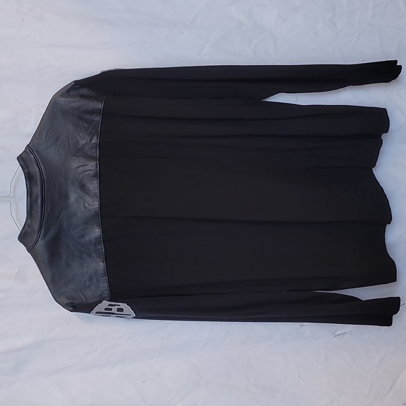 Tristan XL Henley from production - Picture 8 of 9